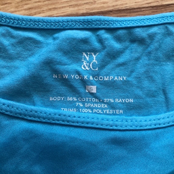 Blue Ombré Ruffle Tank - Picture 2 of 3